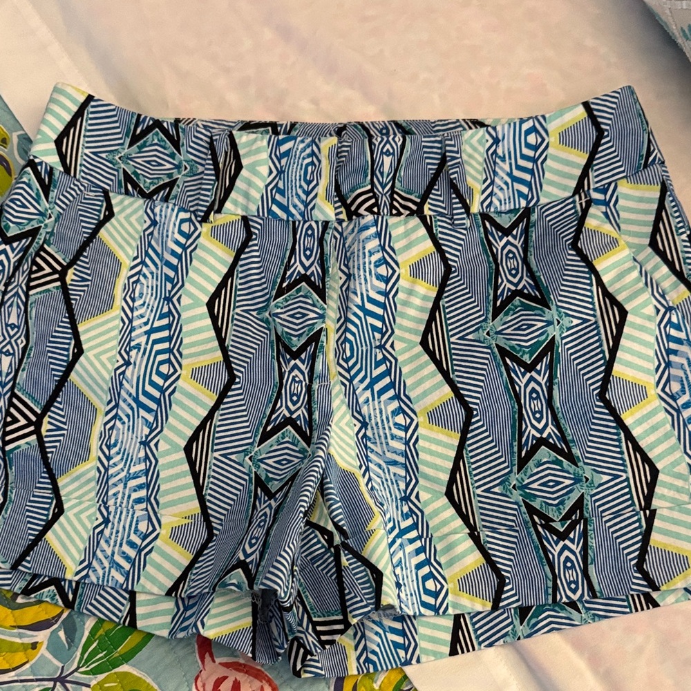 Stylish High Waist Geometric Shorts